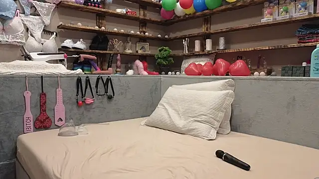 Kimberly-Caprice online show from 03.16.25