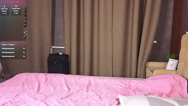 Milana15 online show from 12.17.24