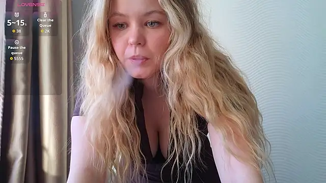 Milana15 online show from 04.14.26