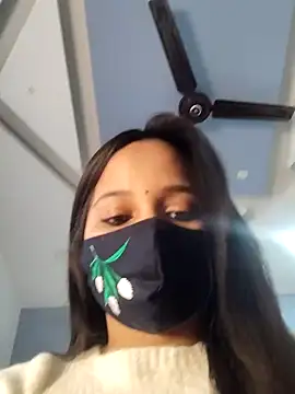 Varnika aarora online show from 12.16.24