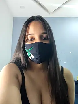 Varnika aarora online show from 02.05.25