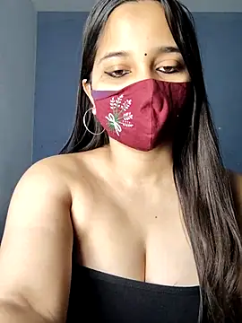 Varnika aarora online show from 02.18.25