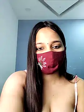 Varnika aarora online show from 02.25.25