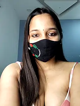 Varnika aarora online show from 03.04.25
