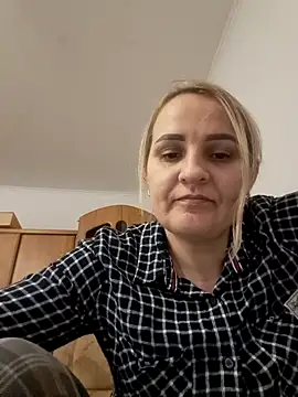 Malichkaanna30 online show from 12.16.24