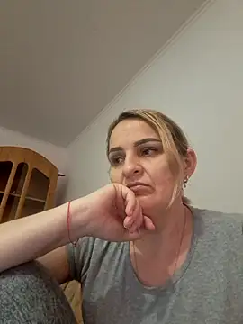 Malichkaanna30 online show from 02.14.25