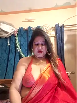 Snapshot of Hot_Queen77 chatting on 01.31.25 Hot Queen77 online show from 01.31.25