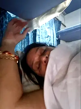 Snapshot of Hot_Queen77 chatting on 03.10.25 Hot Queen77 online show from 03.10.25