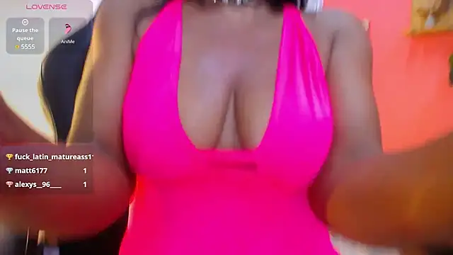 scarlet-foox online show from 01.30.25