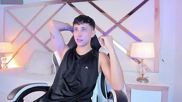 Snapshot of rome_hard chatting on 01.19.26 rome hard online show from 01.19.26