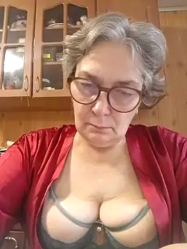 IrinaSweet54 online show from 10.11.25