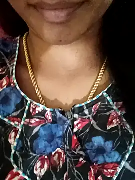 Snapshot of Ambika01 chatting on 01.07.25 Ambika01 online show from 01.07.25