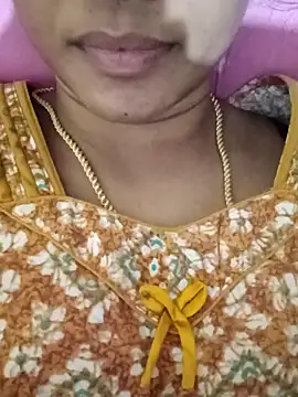 Snapshot of Ambika01 chatting on 01.09.25 Ambika01 online show from 01.09.25