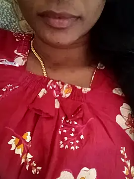 Snapshot of Ambika01 chatting on 10.07.25 Ambika01 online show from 10.07.25