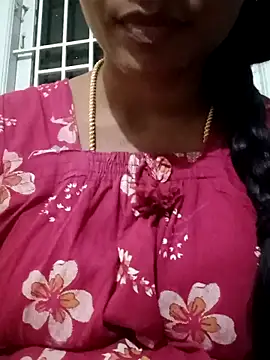 Snapshot of Ambika01 chatting on 11.09.25 Ambika01 online show from 11.09.25