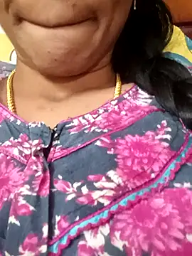 Snapshot of Ambika01 chatting on 11.12.25 Ambika01 online show from 11.12.25