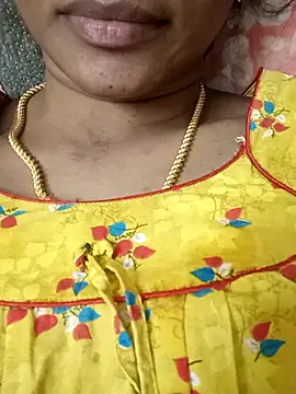 Snapshot of Ambika01 chatting on 11.25.25 Ambika01 online show from 11.25.25