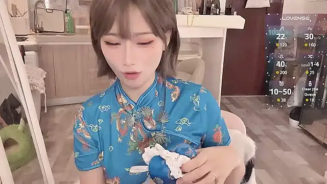 -XunMengLong- online show from 02.22.25