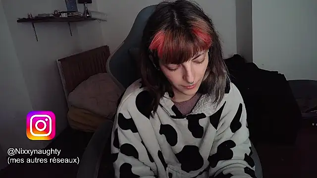 Nixxy naughty online show from 03.10.25