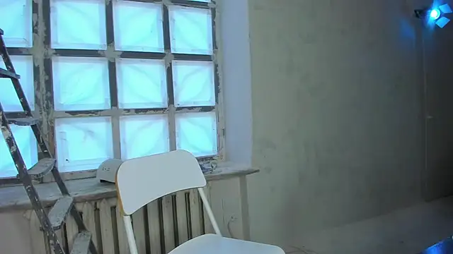 YourSuperModel online show from 03.18.25