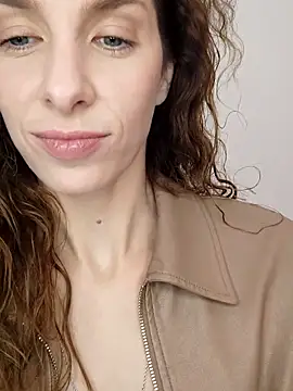 YourSuperModel online show from 09.23.25