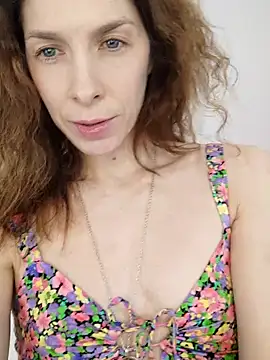 YourSuperModel online show from 02.04.26