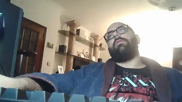 manokiitoo online show from 03.31.26