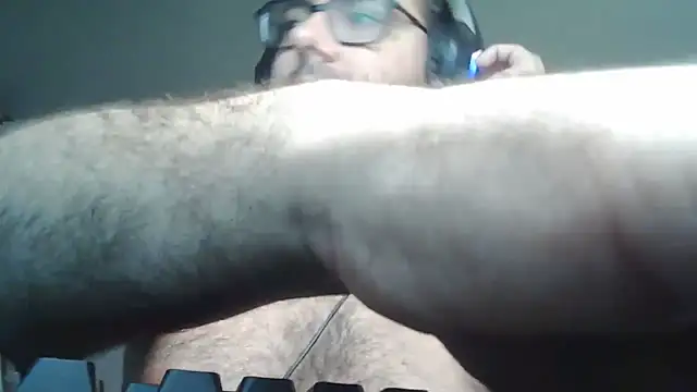 manokiitoo online show from 04.05.26