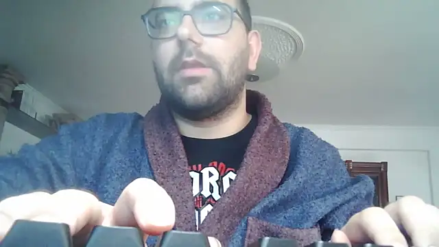 manokiitoo online show from 04.11.26