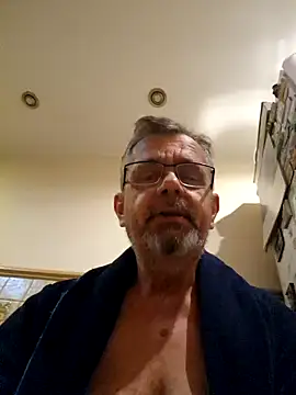 Snapshot of axecoman60 chatting on 01.14.25 axecoman60 online show from 01.14.25