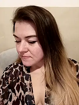 LunikaLunaX online show from 02.10.25