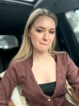 Devill Angel  online show from 12.03.25