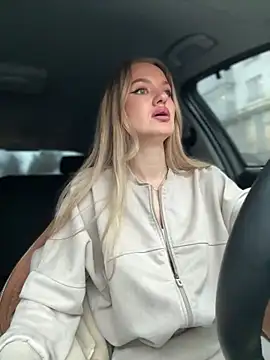 Devill Angel  online show from 12.20.25