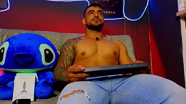 Snapshot of ERIC_HARRISON chatting on 01.18.26 ERIC HARRISON online show from 01.18.26