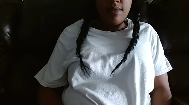 thekelliecapri online show from 12.23.24