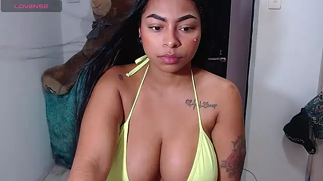 Snapshot of alanajonees22 chatting on 02.06.25 alanajonees22 online show from 02.06.25