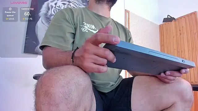 Luke  09 online show from 10.20.25