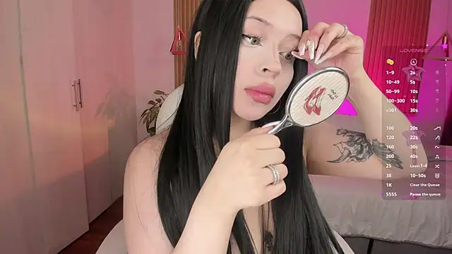 Kendall Bunnyy online show from 11.10.25