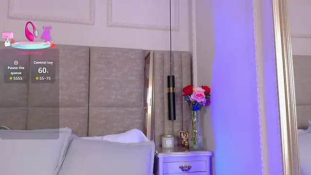 Lola King online show from 03.25.26