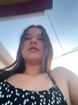 littlemelodi18 online show from 09.09.25