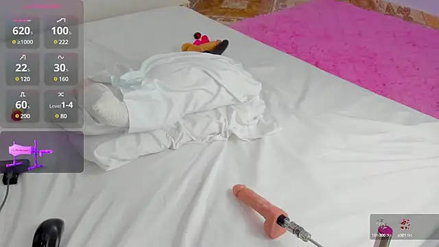 Snapshot of sweet_karlaa__ chatting on 03.05.25 sweet karlaa online show from 03.05.25