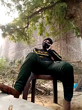 Snapshot of Fucker_boy_1 chatting on 01.02.25 Fucker boy 1 online show from 01.02.25