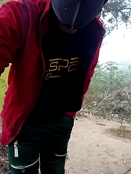 Snapshot of Fucker_boy_1 chatting on 01.03.25 Fucker boy 1 online show from 01.03.25