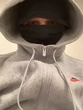 Snapshot of zhdiwbwnxi chatting on 11.29.25 zhdiwbwnxi online show from 11.29.25