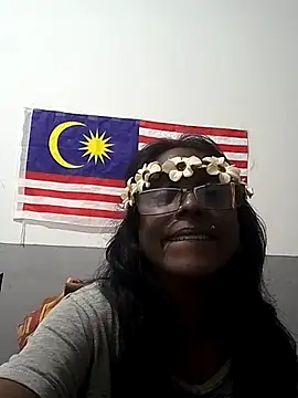 mamakarma1403 online show from 10.31.25