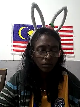 mamakarma1403 online show from 11.26.25