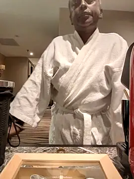 mamakarma1403 online show from 04.19.26