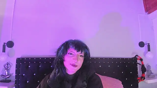 Ghosty Doll online show from 11.05.25