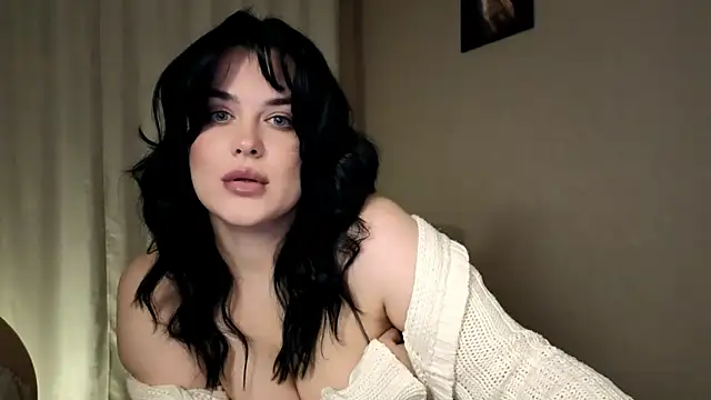 Snapshot of Act_avia chatting on 11.24.25 Act avia online show from 11.24.25