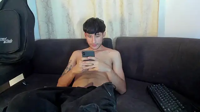 Henrikk senn online show from 10.15.25